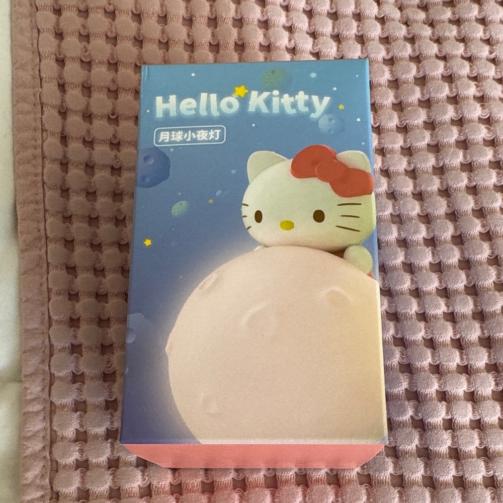 NWT Sanrio Blind box Hello Kitty Moonlight night light